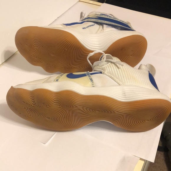 Nike React Hyperset Sneaker Shoes Sz. 9 In good condition - Picture 2 of 3